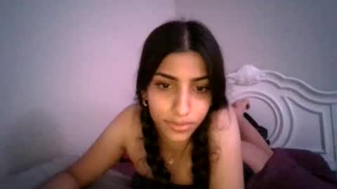 greencheek0 online show from 11/02/25, 02:25