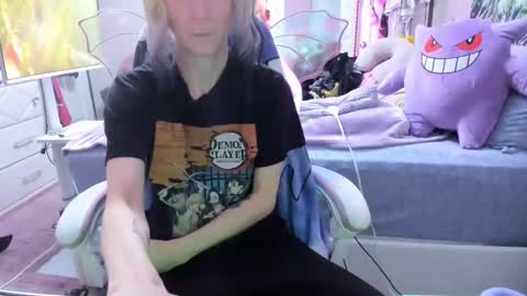 GreenEyedLovexo online show from 12/21/25, 09:55