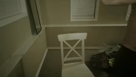 Snapshot of greenrooster1 chatting on 10/08/25, 10:24 greenrooster1 online show from 10/08/25, 10:24