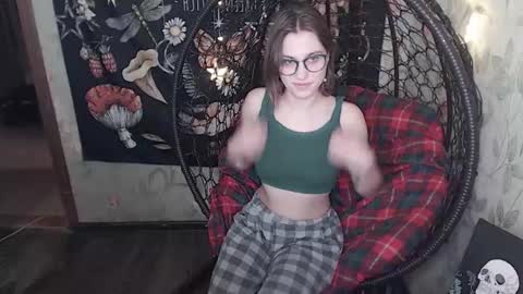 Lina online show from 02/23/26, 10:23