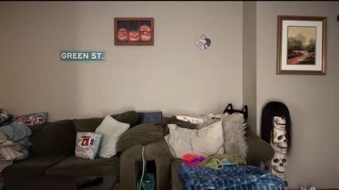 Snapshot of greenxxxqueen chatting on 12/30/24, 07:37 SexQueen Nikki online show from 12/30/24, 07:37