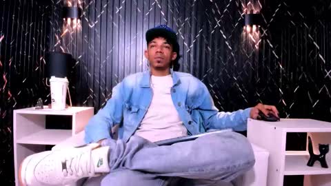 GregorySforza online show from 10/28/25, 12:19