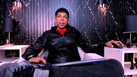 GregorySforza online show from 11/21/25, 12:15