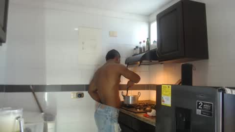 Gregory max online show from 09/17/25, 06:09