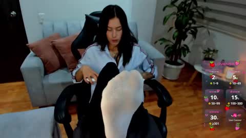 Snapshot of greta_miss chatting on 02/05/25, 11:28  Emmy  online show from 02/05/25, 11:28