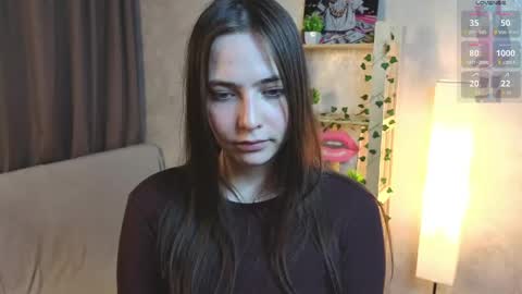Snapshot of gretalinelle chatting on 05/04/26, 07:32 Cutie Ellie online show from 05/04/26, 07:32