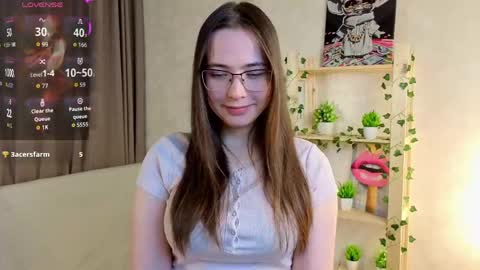 Snapshot of gretalinelle chatting on 05/23/26, 05:28 Cutie Ellie online show from 05/23/26, 05:28