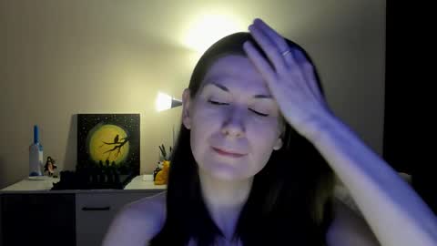 Snapshot of gretamiln chatting on 09/23/25, 08:45 Greta online show from 09/23/25, 08:45