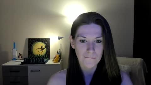 Snapshot of gretamiln chatting on 03/24/26, 12:15 Greta online show from 03/24/26, 12:15