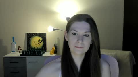 Snapshot of gretamiln chatting on 05/08/26, 08:25 Greta online show from 05/08/26, 08:25