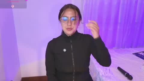 Jenny online show from 04/17/26, 12:46