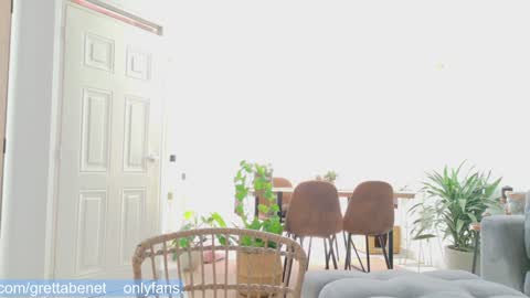 Gretta online show from 03/09/26, 09:08