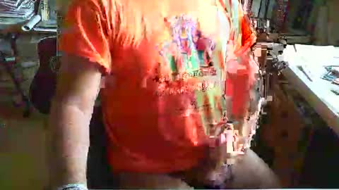 greyhounddog online show from 04/17/26, 07:55