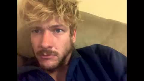 Perfectlyaveragesavage online show from 10/12/25, 08:57