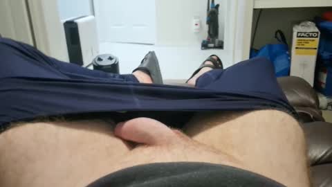 Snapshot of grimetimettr chatting on 12/17/24, 03:17 GrimeTime online show from 12/17/24, 03:17