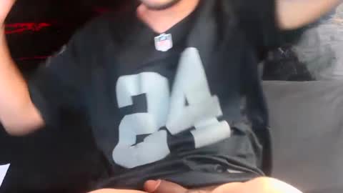 Snapshot of gripthahips chatting on 02/14/25, 10:38 Gripthahips online show from 02/14/25, 10:38