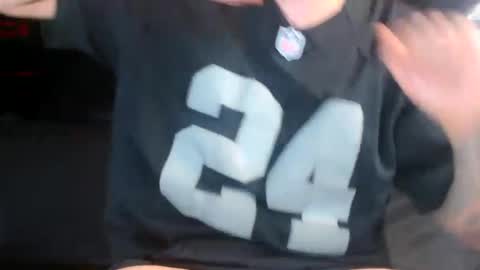 Snapshot of gripthahips chatting on 02/18/25, 11:22 Gripthahips online show from 02/18/25, 11:22