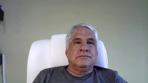 grisa01 online show from 02/01/25, 06:08