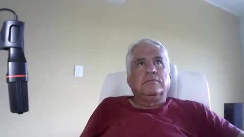 Snapshot of grisa01 chatting on 01/08/26, 12:40 grisa01 online show from 01/08/26, 12:40