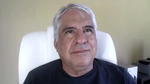 Snapshot of grisa01 chatting on 03/08/26, 02:21 grisa01 online show from 03/08/26, 02:21