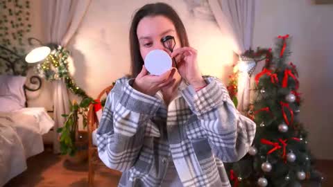 Gwen online show from 02/11/26, 04:39