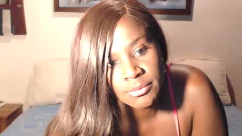 Snapshot of griseldax chatting on 10/27/25, 04:27 griseldax online show from 10/27/25, 04:27