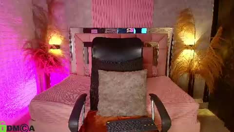 Snapshot of griselle_rousse chatting on 07/17/26, 06:46 online show from 07/17/26, 06:46