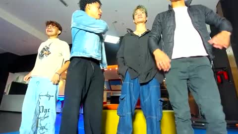 GRIVALS. THOMAS AND DAMIAND online show from 12/16/24, 11:44