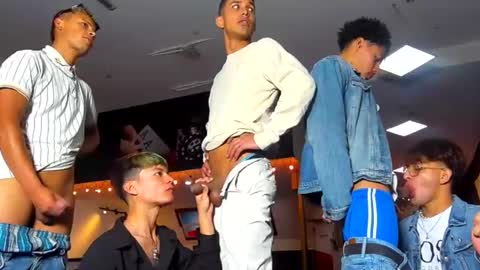 GRIVALS. THOMAS AND DAMIAND online show from 12/22/24, 06:15