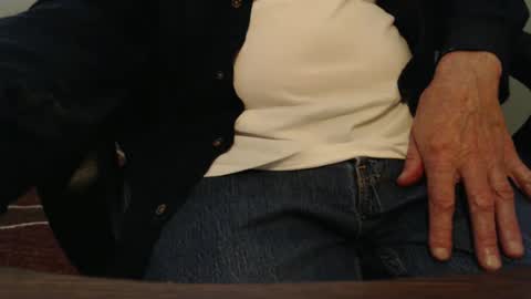 griz01 online show from 09/18/25, 03:47