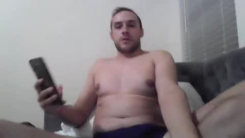 Snapshot of grnde789 chatting on 11/13/25, 03:27 grnde789 online show from 11/13/25, 03:27