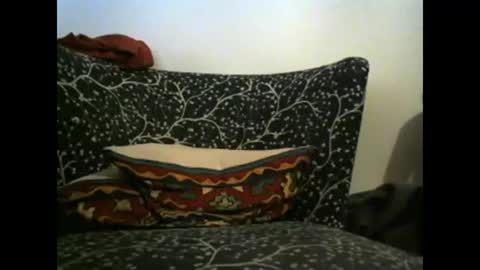 Snapshot of growbaguk chatting on 01/01/25, 11:51 growbaguk online show from 01/01/25, 11:51