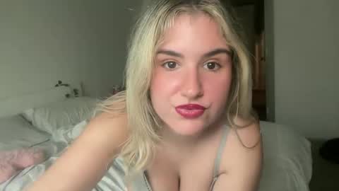 grrlgod online show from 02/01/25, 07:23