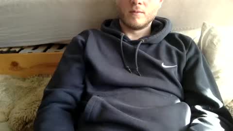 gruendamien online show from 04/22/26, 03:02