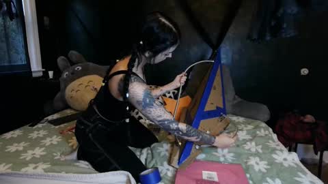 grumpytwo online show from 10/13/25, 08:31