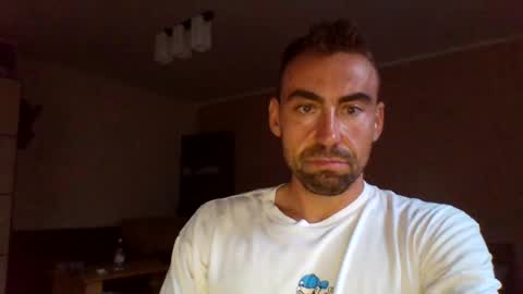 grunner12 online show from 08/05/26, 06:33
