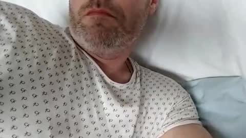 Snapshot of grzegorz34 chatting on 01/26/25, 12:33 Greg online show from 01/26/25, 12:33