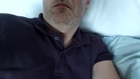 Snapshot of grzegorz34 chatting on 02/09/25, 02:40 Greg online show from 02/09/25, 02:40