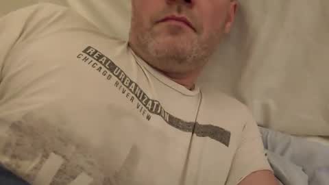 Snapshot of grzegorz34 chatting on 02/20/25, 09:31 Greg online show from 02/20/25, 09:31