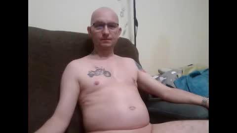 Snapshot of grzegorz40 chatting on 12/21/25, 05:31 grzegorz40 online show from 12/21/25, 05:31