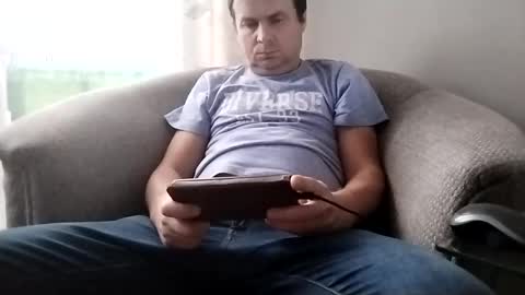 Snapshot of grzes1976 chatting on 12/22/24, 01:00 grzes1976 online show from 12/22/24, 01:00