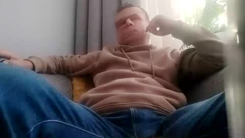 Snapshot of grzes1976 chatting on 10/08/25, 08:56 grzes1976 online show from 10/08/25, 08:56