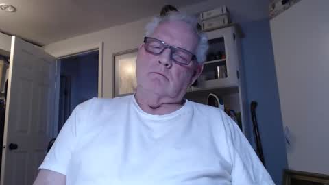 Horny Daddy online show from 04/11/26, 12:20