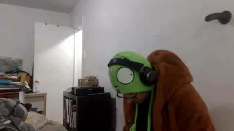 Snapshot of gtfomd69 chatting on 11/01/25, 11:34 My bday Get the fuck onoff my dick new bigcock cum shy edging online show from 11/01/25, 11:34