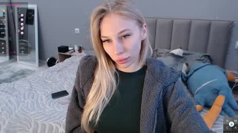 Eva online show from 04/09/26, 02:00