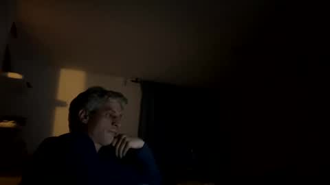 Snapshot of guardiannif_ chatting on 01/28/25, 03:15 guardiannif_ online show from 01/28/25, 03:15