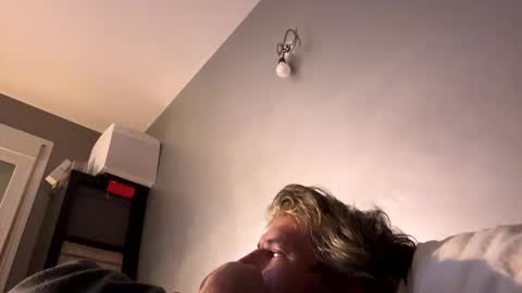 Snapshot of guardiannif_ chatting on 02/22/25, 02:39 guardiannif_ online show from 02/22/25, 02:39