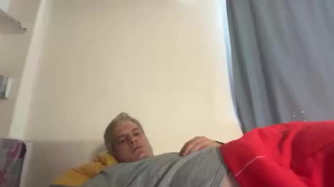 Snapshot of guardiannif_ chatting on 02/10/26, 10:19 guardiannif_ online show from 02/10/26, 10:19