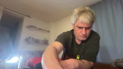 Snapshot of guardiannif_ chatting on 03/04/26, 10:38 guardiannif_ online show from 03/04/26, 10:38