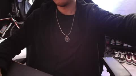 Guayaco  online show from 02/23/25, 12:48